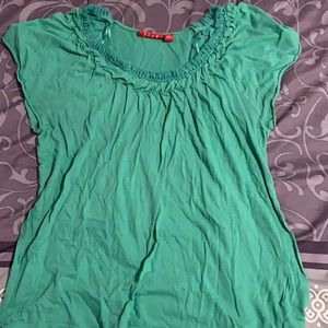 DONATING SOON 💜 Elle shirt